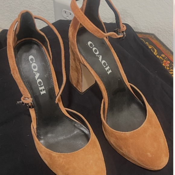 COACH Women's Chrystie Lux Suede Platform Chunky Heel Pump - Picture 3 of 7